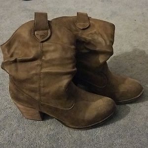 Heeled Brown Boots